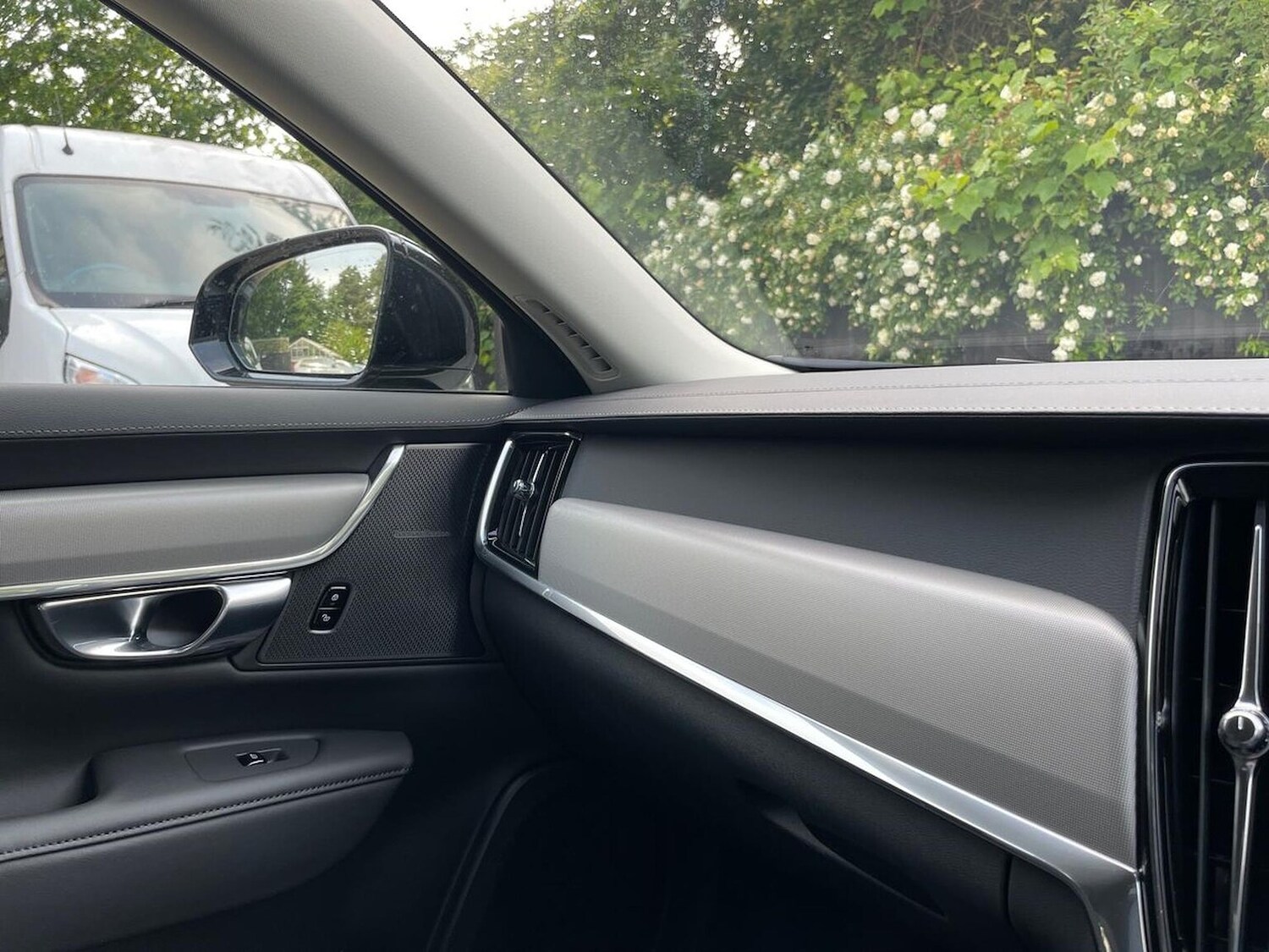 Used Volvo V90 2025 for sale - 77487411: Photo 33