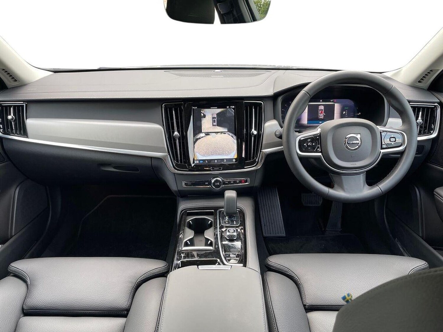 Used Volvo V90 2025 for sale - 77487411: Photo 8