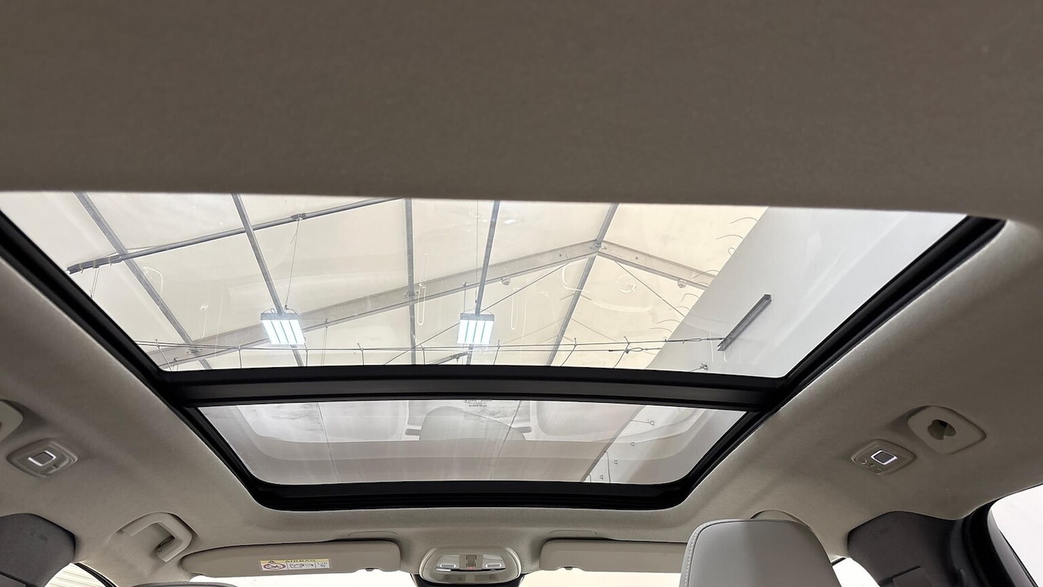 Used Volvo XC40 2024 for sale - 76940139: Photo 10