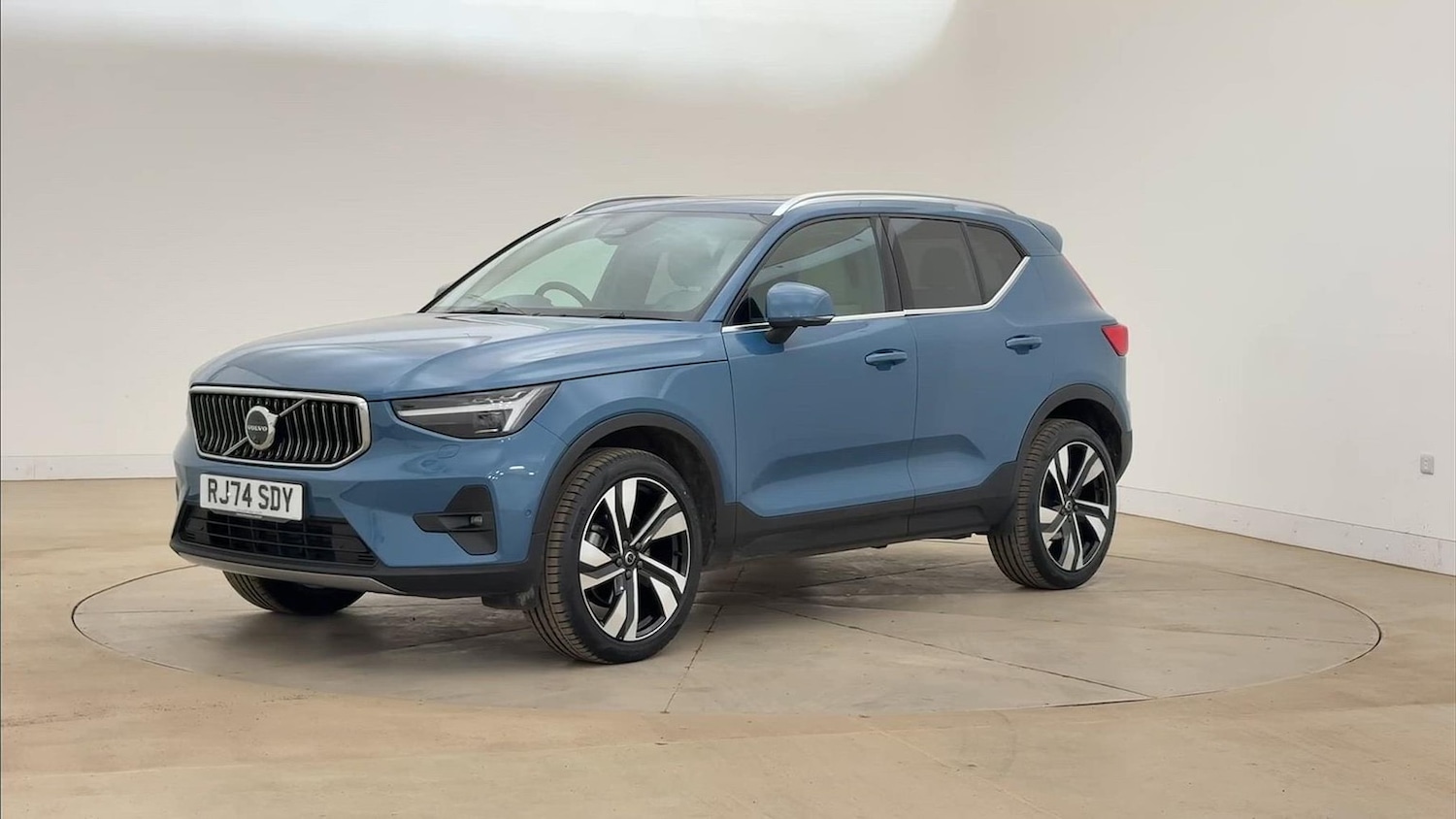 Used Volvo XC40 2024 for sale - 76940139: Photo 29
