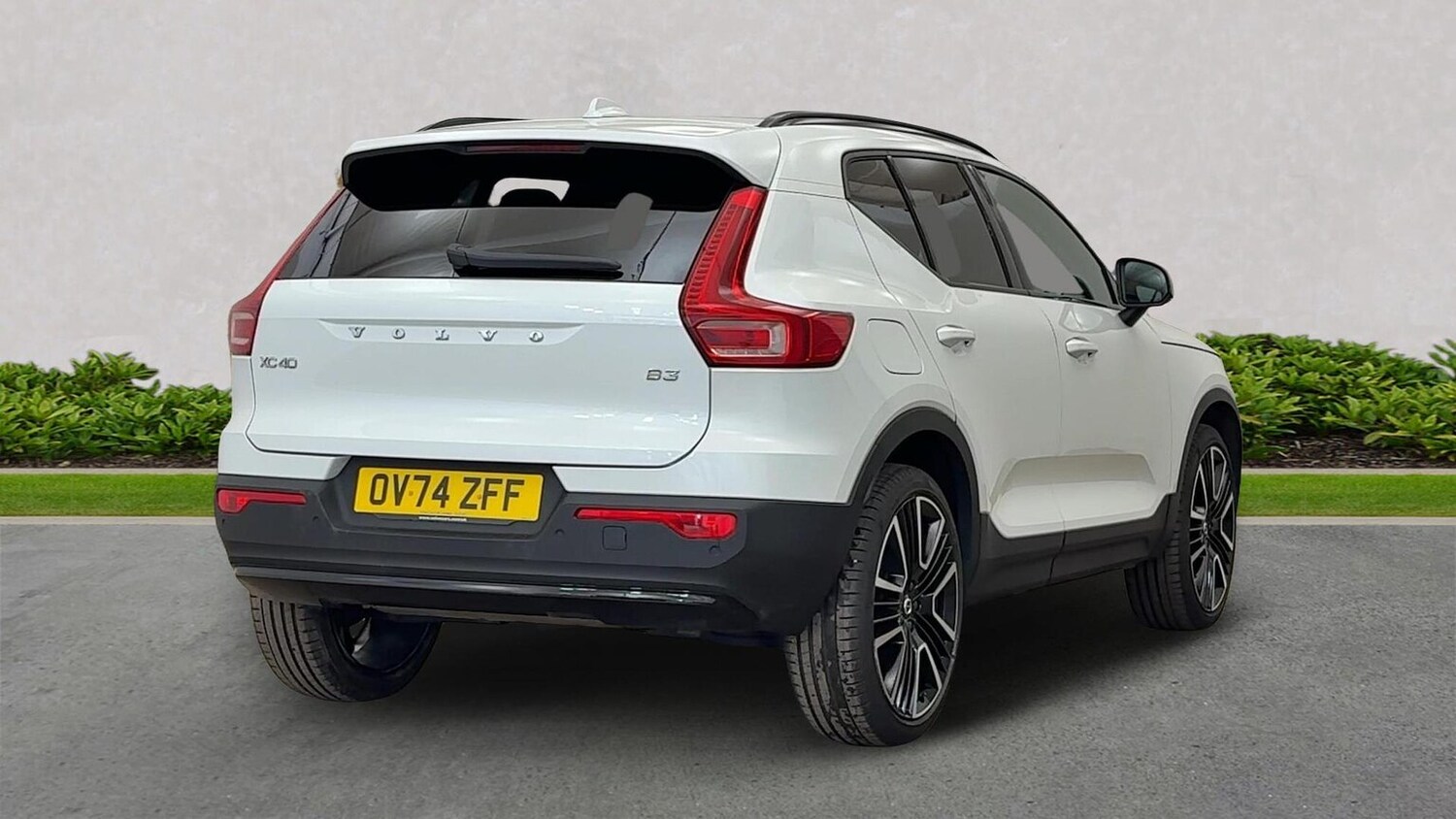 Used Volvo XC40 2024 for sale - 76565480: Photo 4