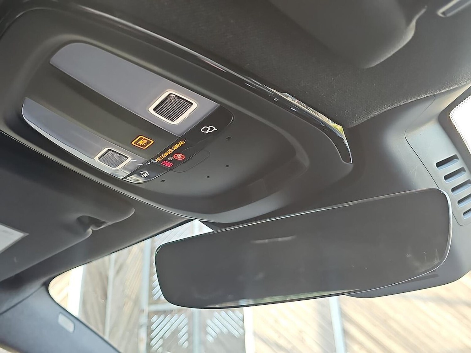 Used Volvo XC40 2025 for sale - 77709102: Photo 14