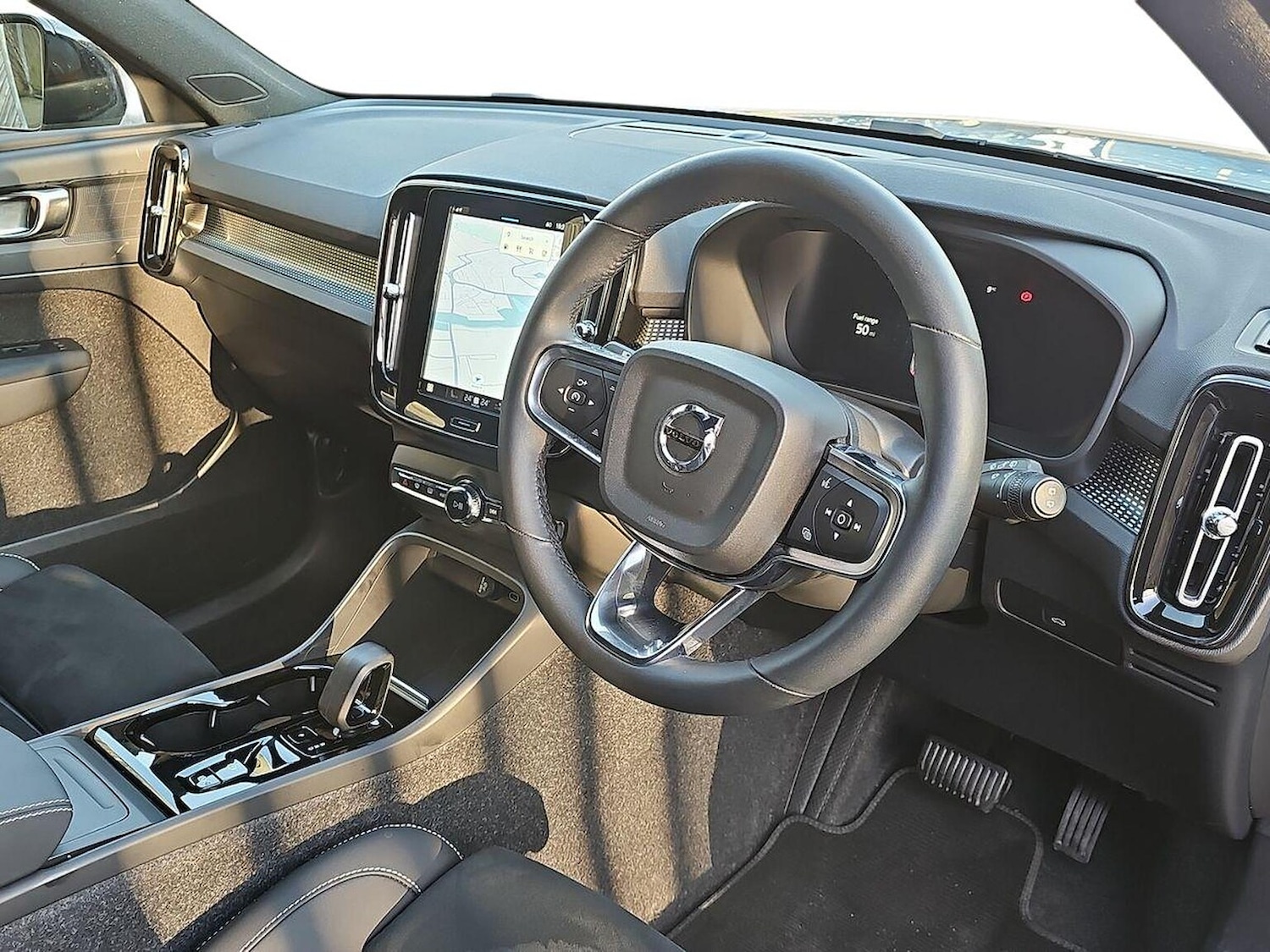 Used Volvo XC40 2025 for sale - 77709102: Photo 15