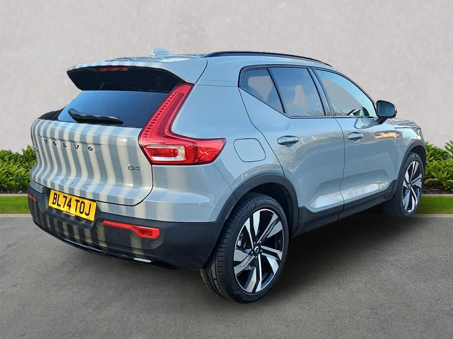 Used Volvo XC40 2025 for sale - 77709102: Photo 18