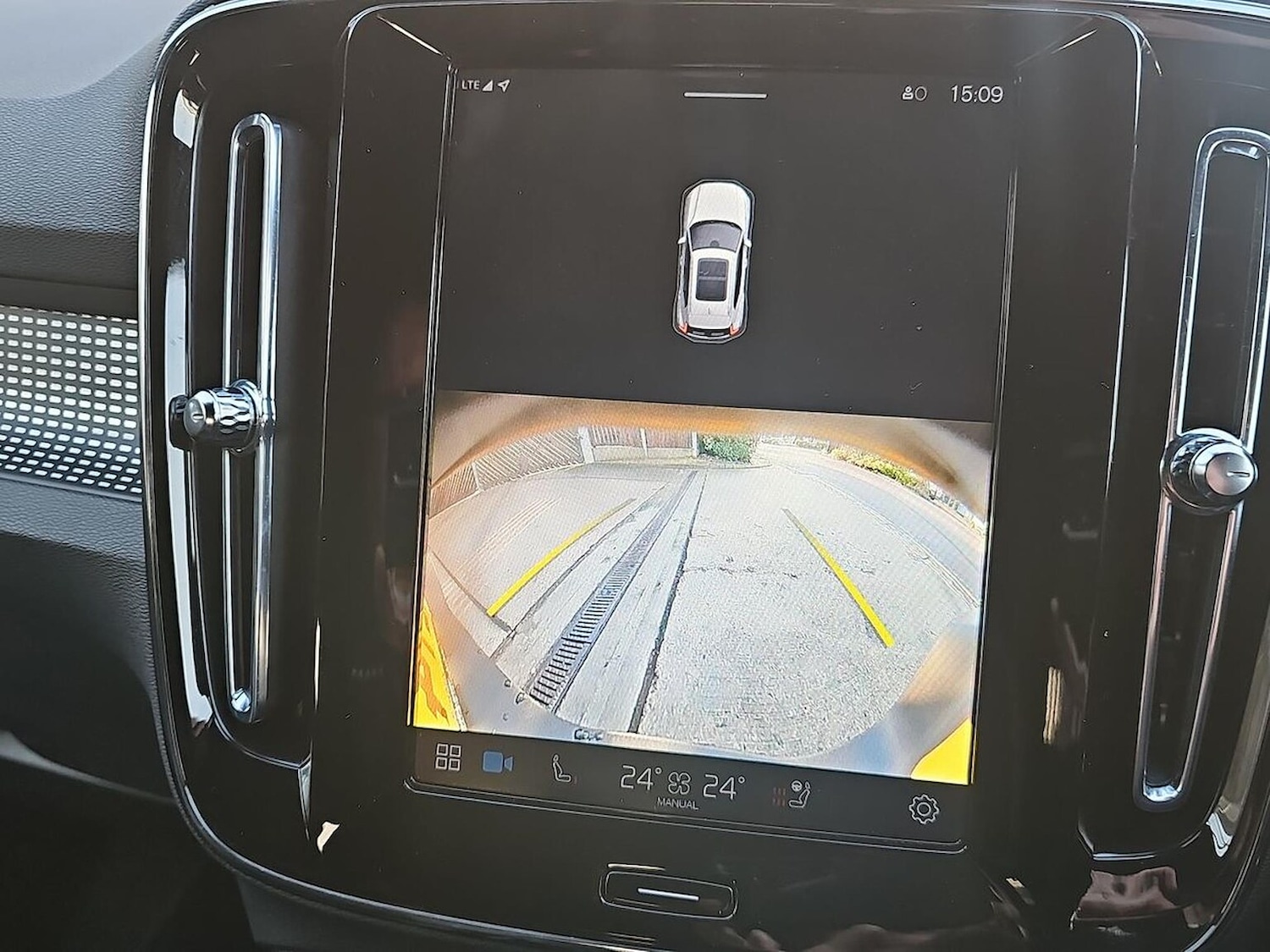 Used Volvo XC40 2025 for sale - 77709102: Photo 23