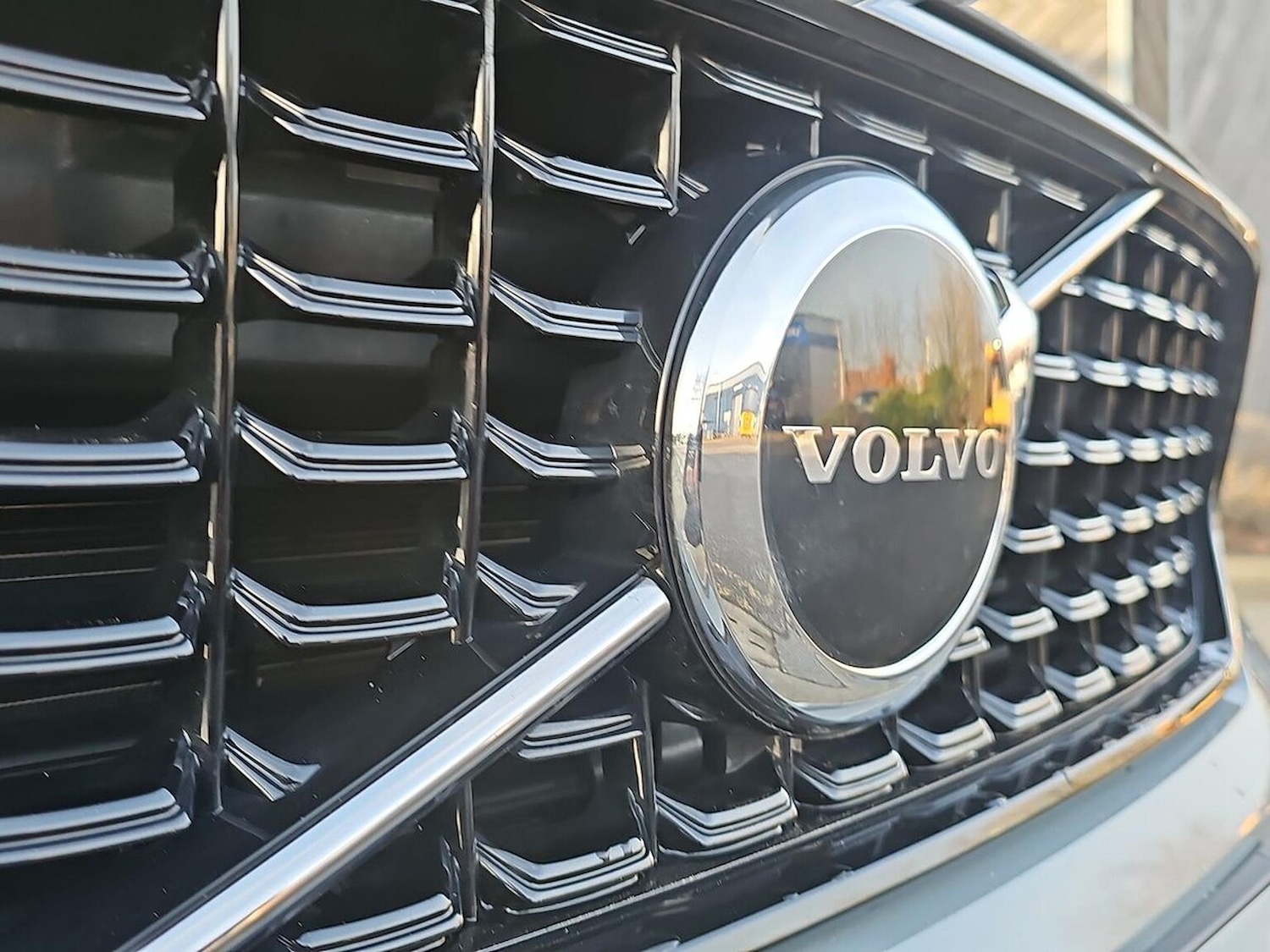 Used Volvo XC40 2025 for sale - 77709102: Photo 32