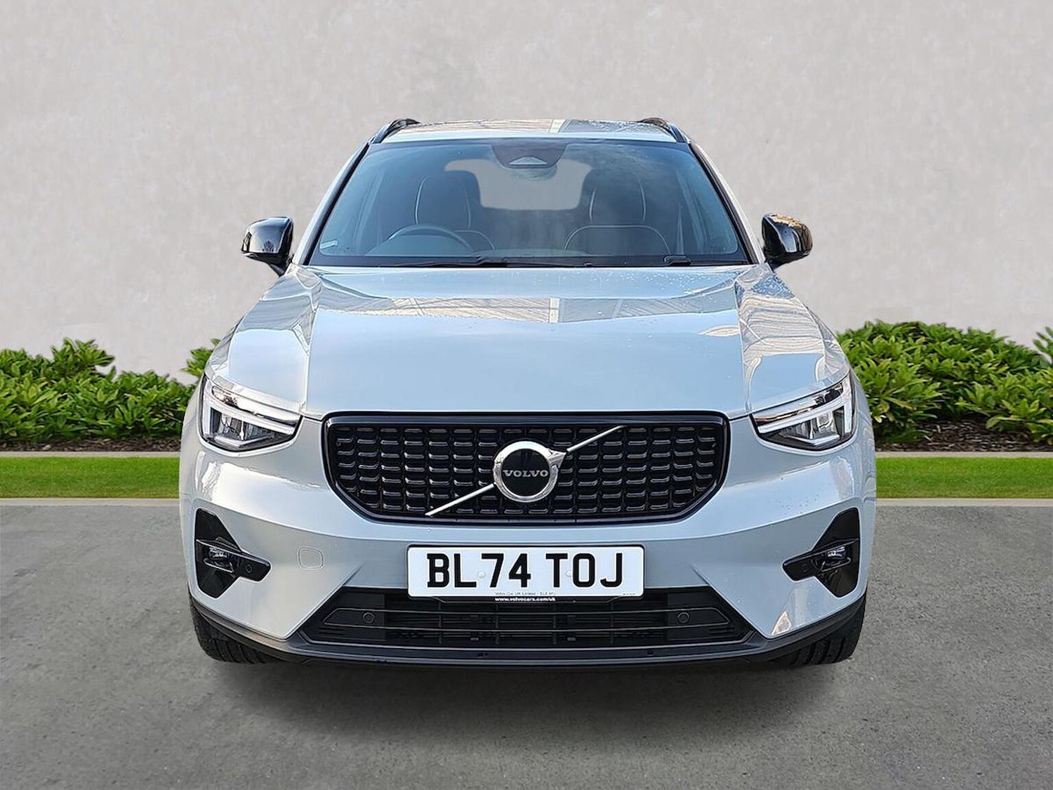 Used Volvo XC40 2025 for sale - 77709102: Photo 5