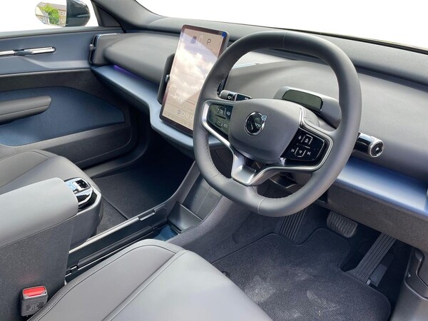 Used Volvo EX30 2025 for sale - 75497582: Photo 15