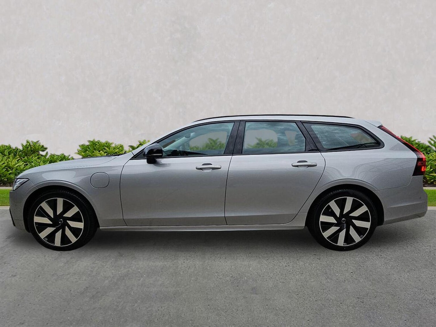 Used Volvo V90 2025 for sale - 76719398: Photo 19