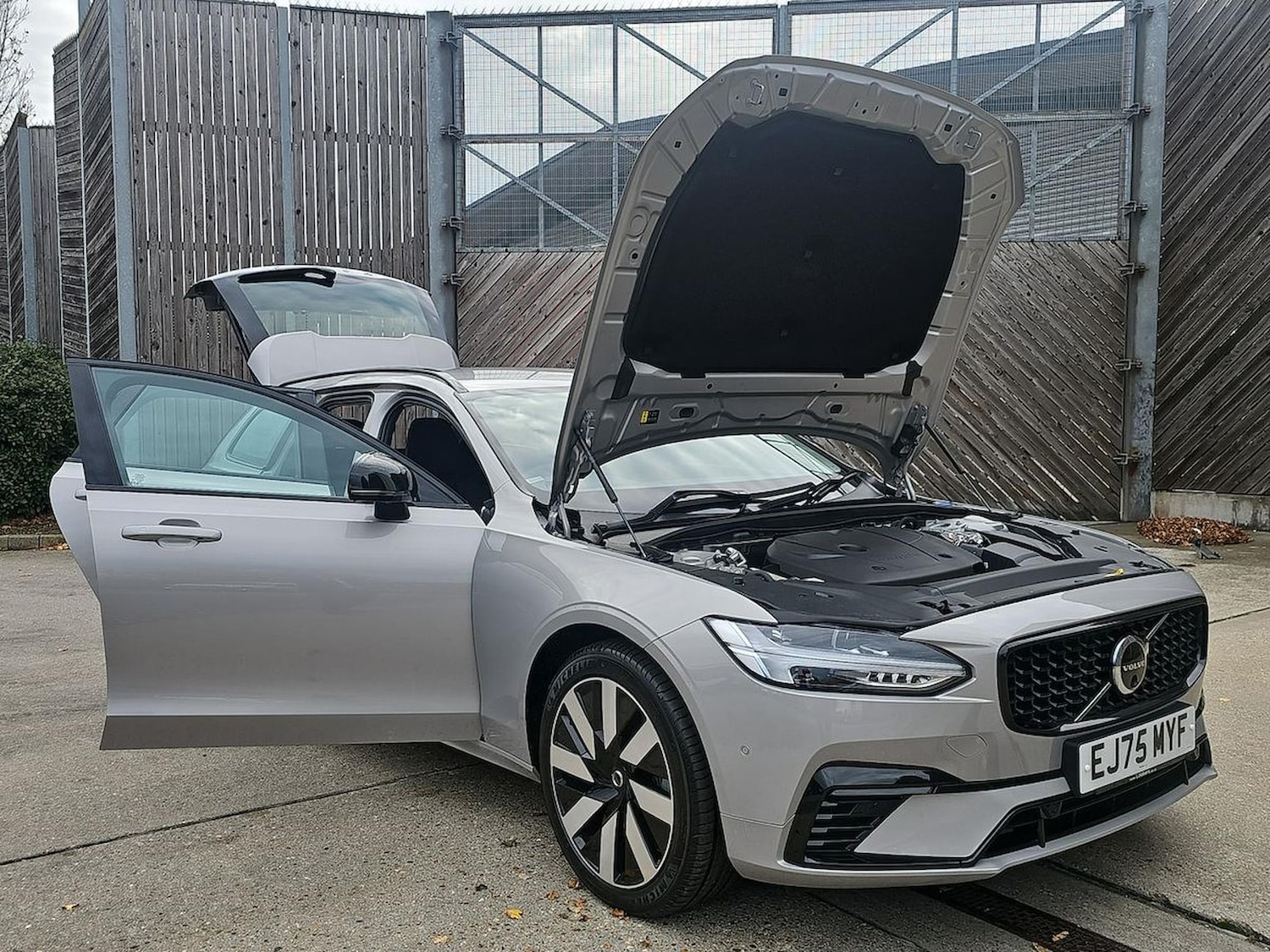 Used Volvo V90 2025 for sale - 76719398: Photo 39