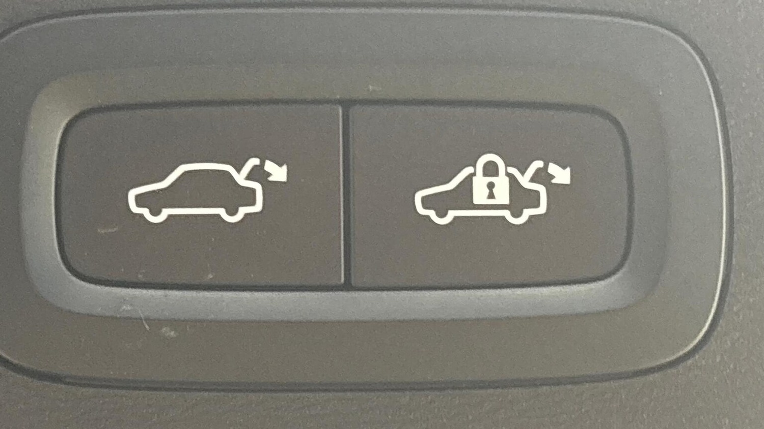 Used Volvo XC40 2022 for sale - 76455195: Photo 18