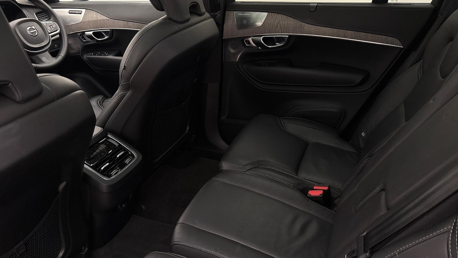 Used Volvo XC90 2023 for sale - 76643520: Photo 12