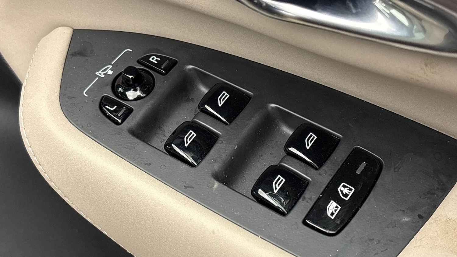 Used Volvo XC90 2025 for sale - 77056924: Photo 25