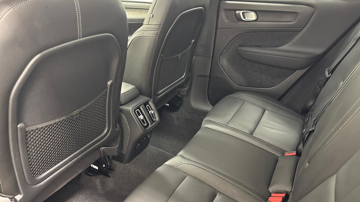 Used Volvo XC40 2024 for sale - 76464676: Photo 19