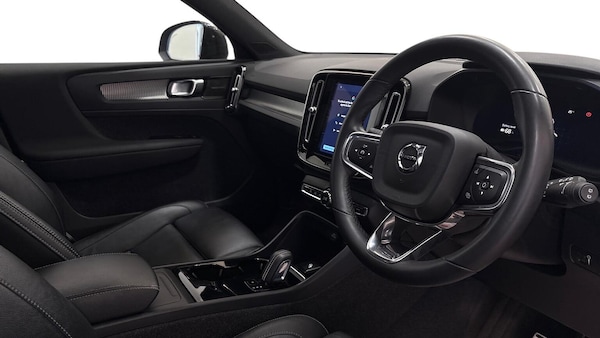 Used Volvo XC40 2021 for sale - 76219234: Photo 10