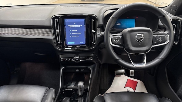 Used Volvo XC40 2021 for sale - 76219234: Photo 11