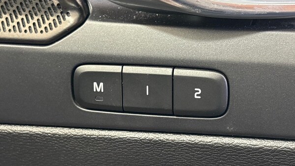 Used Volvo XC40 2021 for sale - 76219234: Photo 27