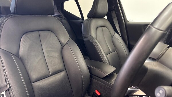 Used Volvo XC40 2021 for sale - 76219234: Photo 30