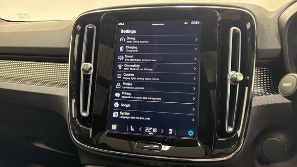 Used Volvo XC40 2021 for sale - 76219234: Photo 36