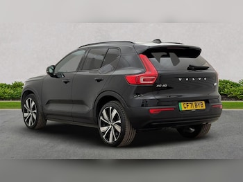Used Volvo XC40 2021 for sale - 76219234: Photo 3