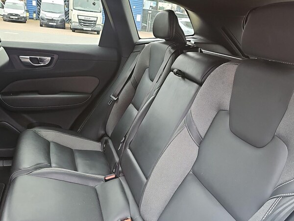 Used Volvo XC60 2023 for sale - 76219229: Photo 16
