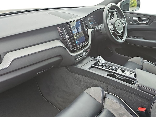 Used Volvo XC60 2023 for sale - 76219229: Photo 7