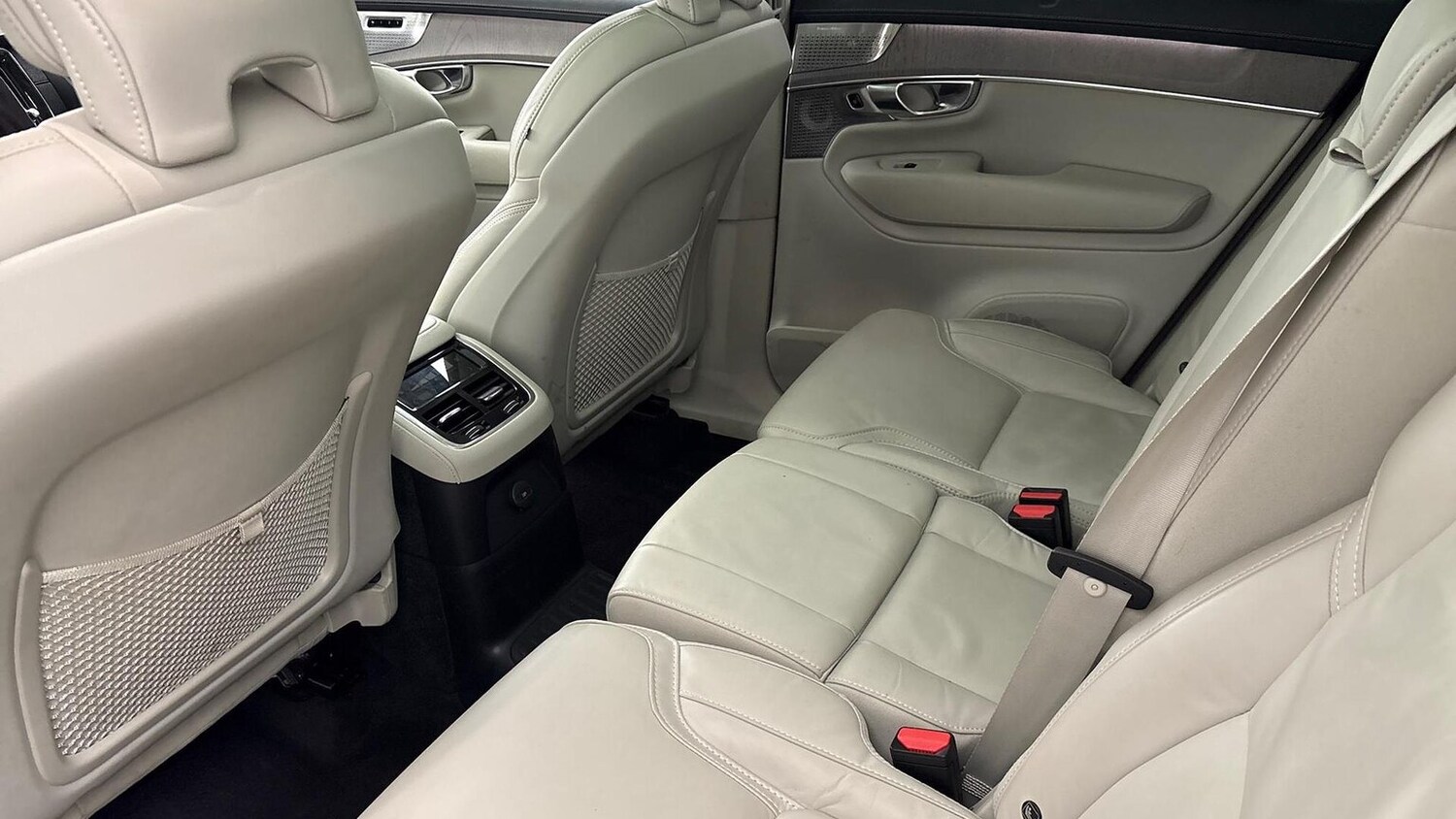 Used Volvo XC90 2025 for sale - 78194050: Photo 11