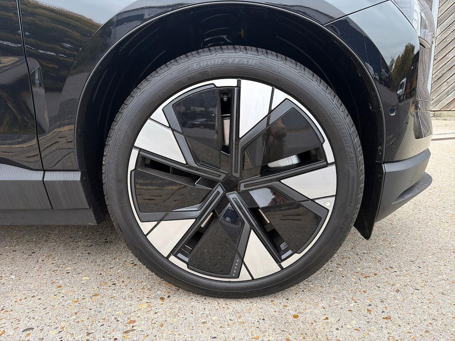 Used Volvo EX30 2025 for sale - 76249376: Photo 6