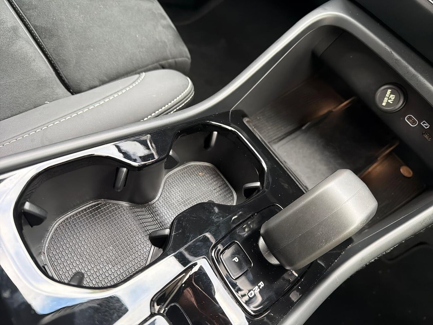 Used Volvo XC40 2025 for sale - 77676378: Photo 13