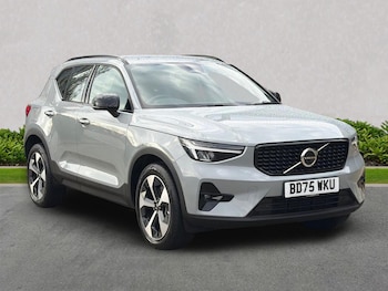 2025 - 2.0 B4P Plus Dark 5dr Auto