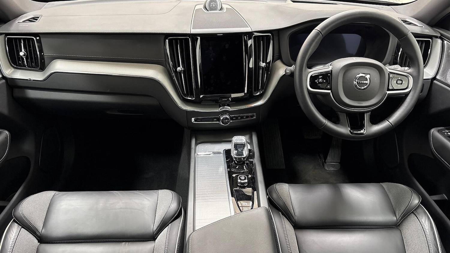 Used Volvo XC60 2025 for sale - 76464667: Photo 11