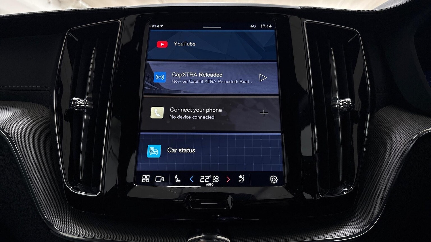 Used Volvo XC60 2025 for sale - 76464667: Photo 12