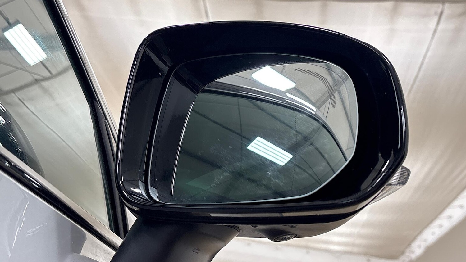 Used Volvo XC60 2025 for sale - 76464667: Photo 22