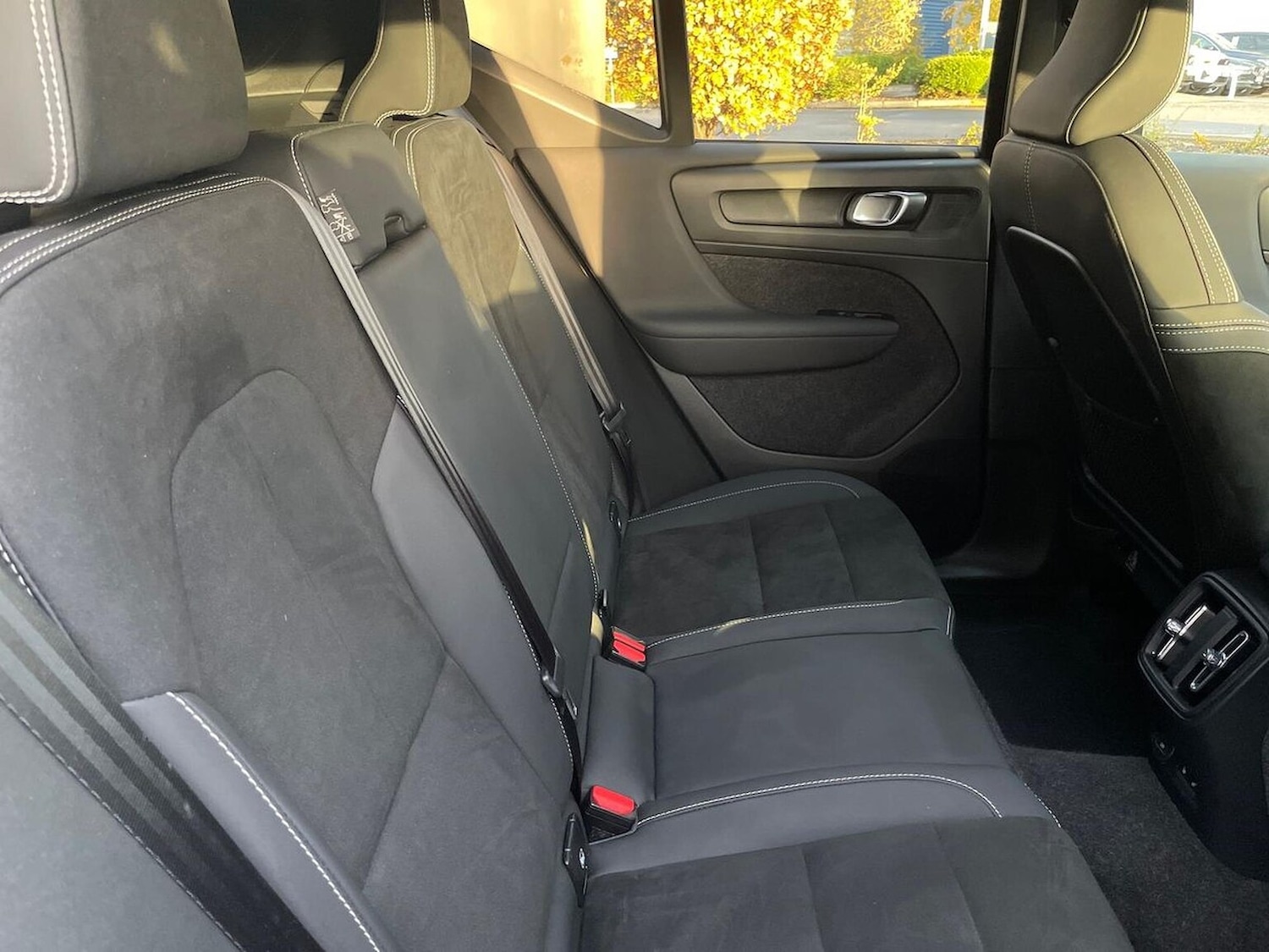 Used Volvo XC40 2023 for sale - 76504992: Photo 16