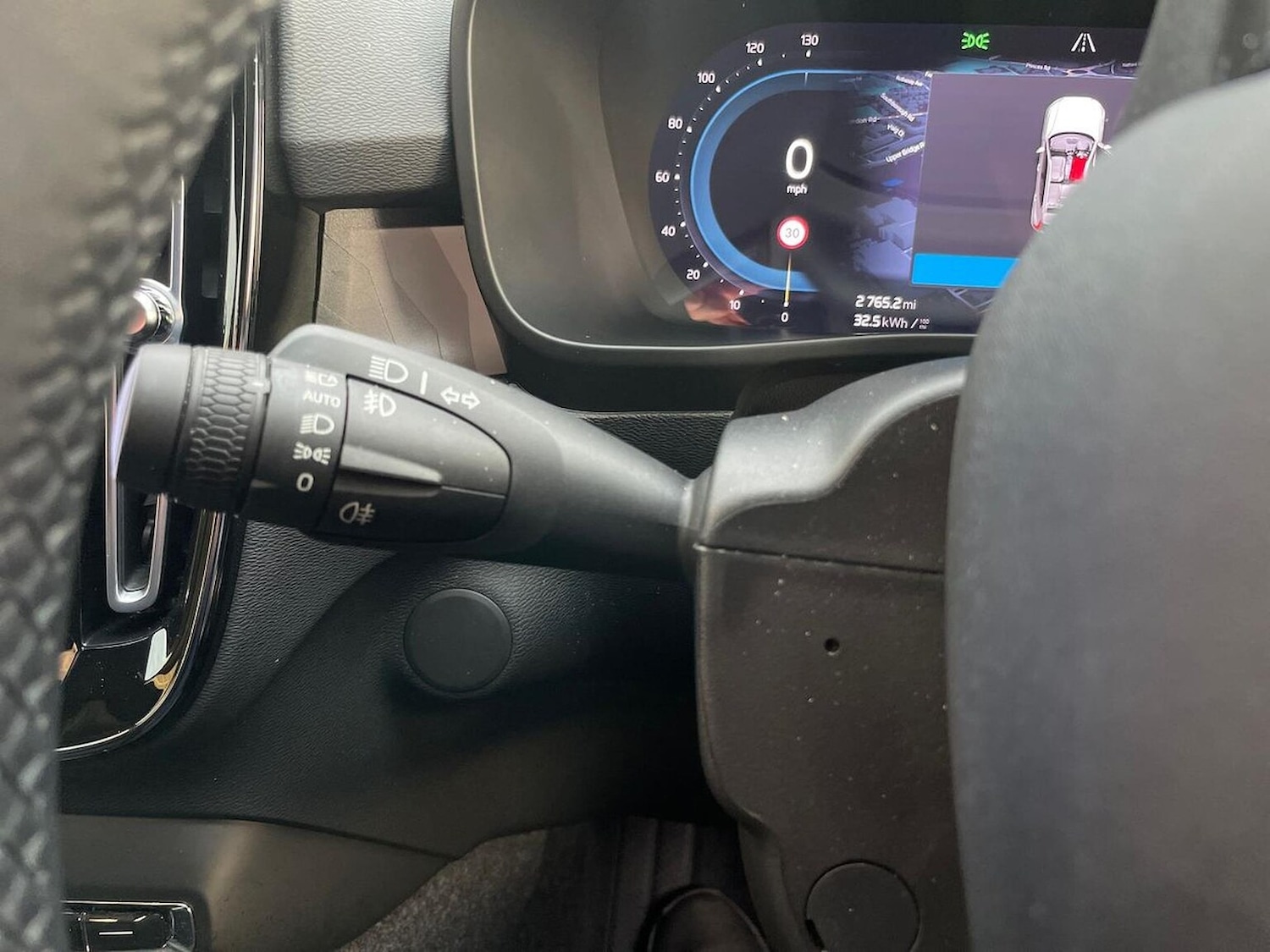 Used Volvo XC40 2023 for sale - 76504992: Photo 28