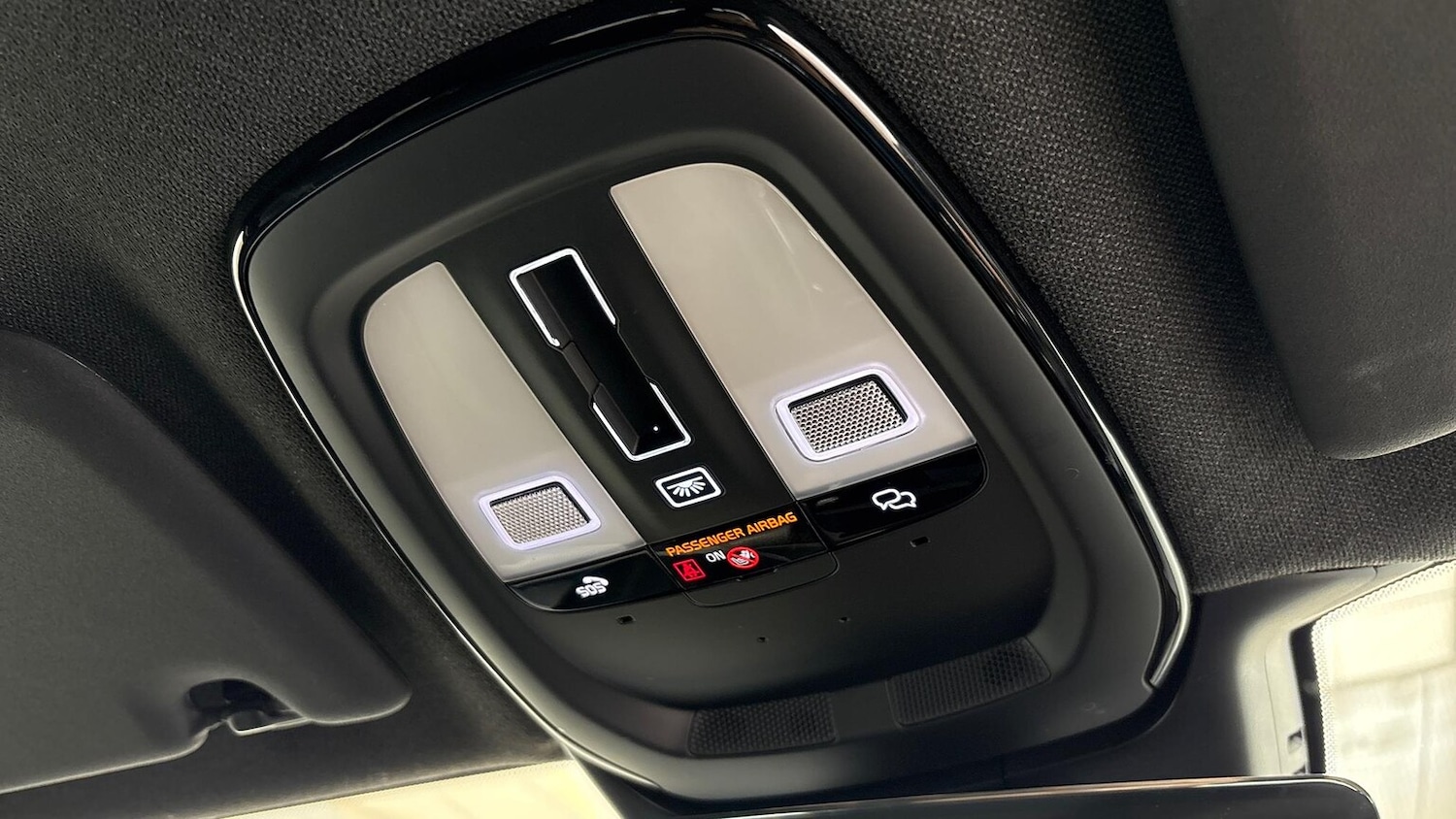 Used Volvo XC40 2022 for sale - 76951215: Photo 34