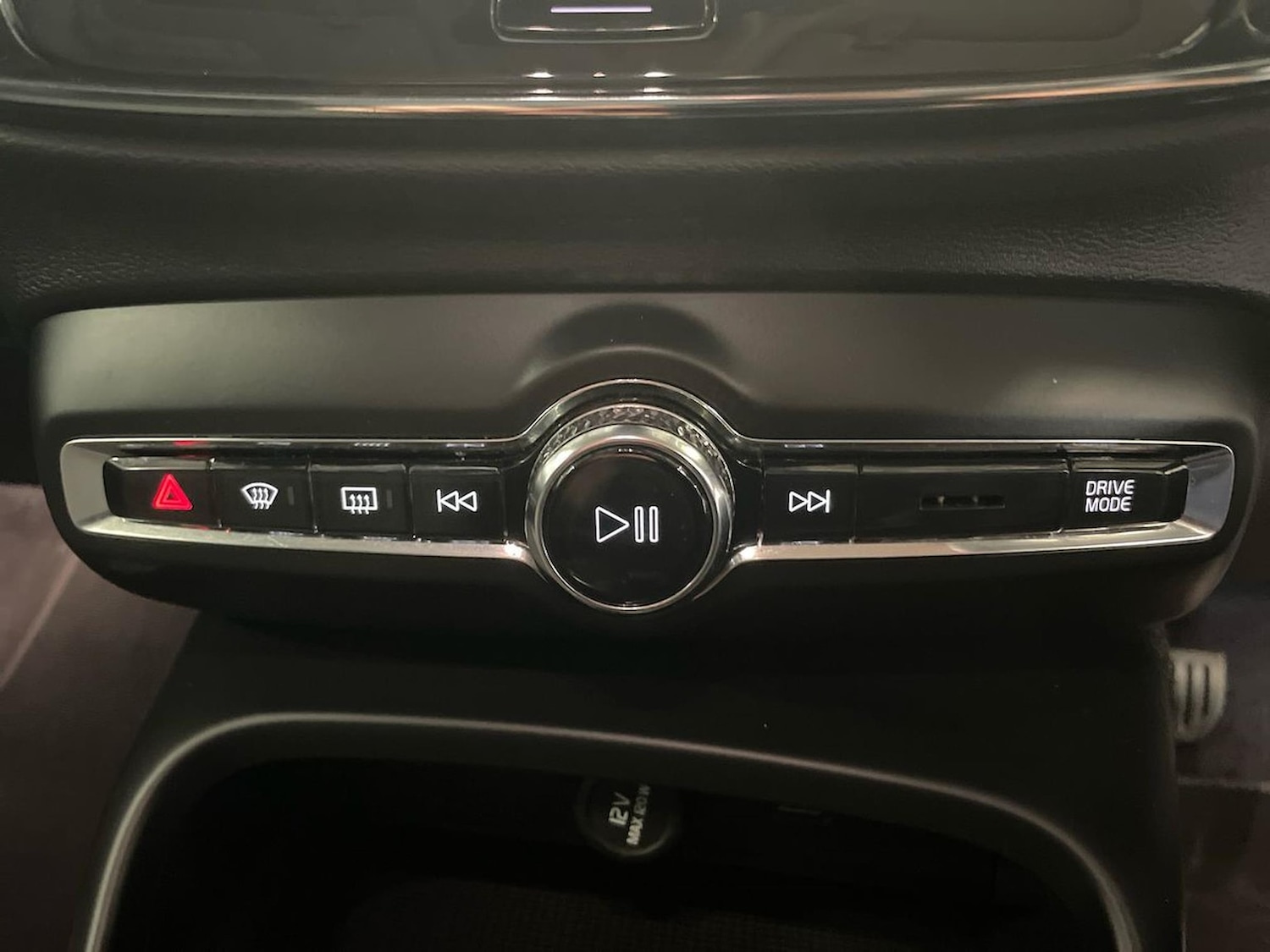 Used Volvo XC40 2020 for sale - 76127286: Photo 12