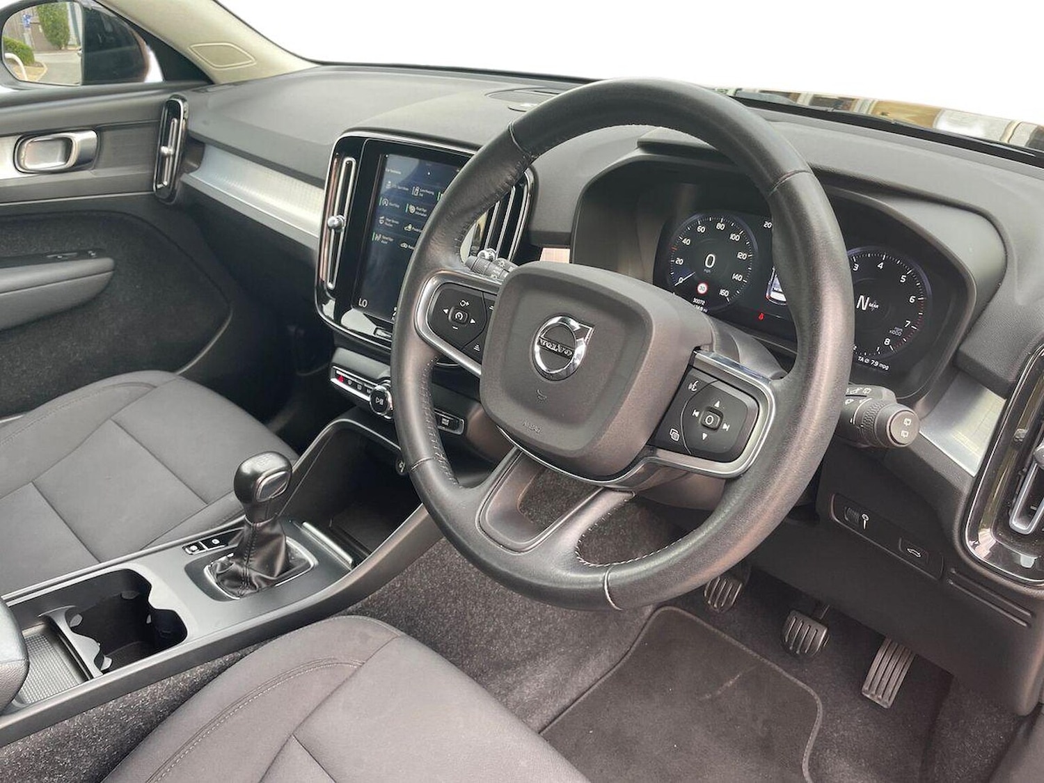 Used Volvo XC40 2020 for sale - 76127286: Photo 15