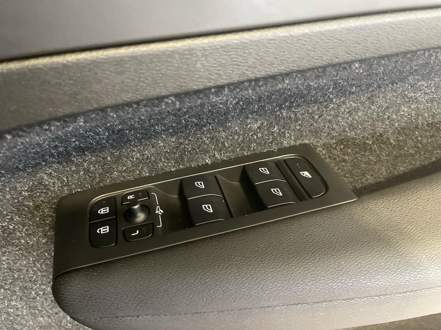 Used Volvo XC40 2020 for sale - 76127286: Photo 21