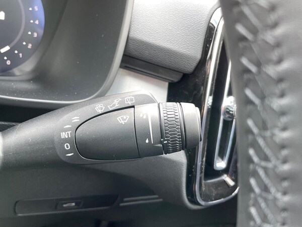 Used Volvo XC40 2025 for sale - 76249741: Photo 24
