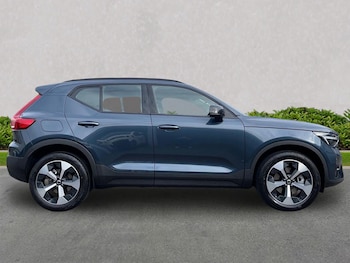 Used Volvo XC40 2025 for sale - 76249741: Photo 3