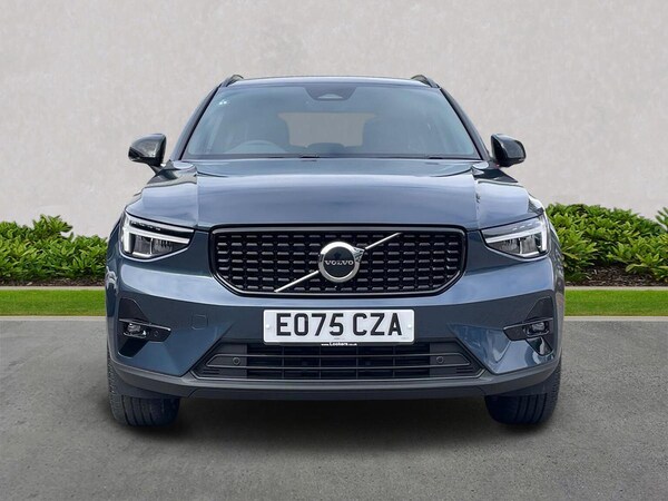 Used Volvo XC40 2025 for sale - 76249741: Photo 5