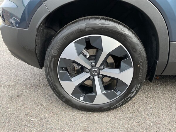 Used Volvo XC40 2025 for sale - 76249741: Photo 6