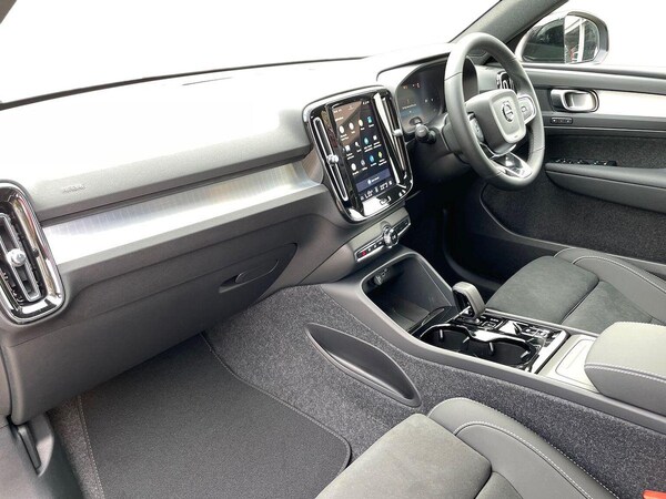 Used Volvo XC40 2025 for sale - 76249741: Photo 7