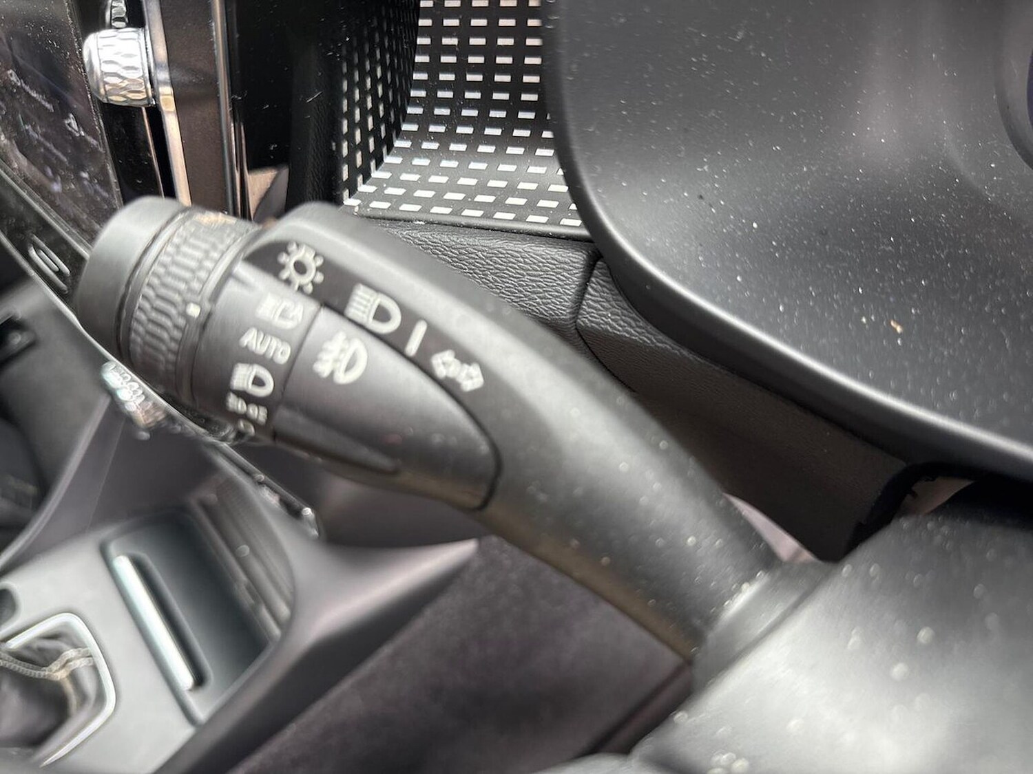 Used Volvo XC40 2020 for sale - 76037169: Photo 29