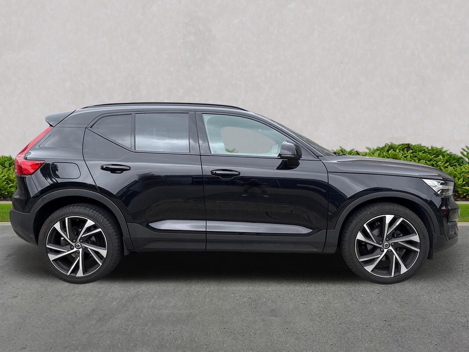 Used Volvo XC40 2020 for sale - 76037169: Photo 3