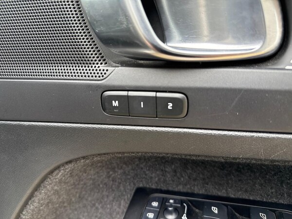 Used Volvo XC40 2022 for sale - 76305415: Photo 22