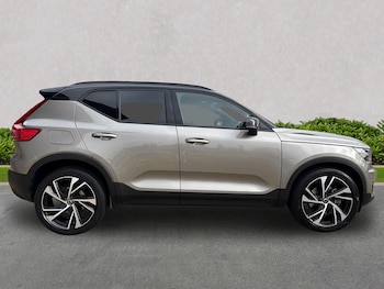 Used Volvo XC40 2022 for sale - 76305415: Photo