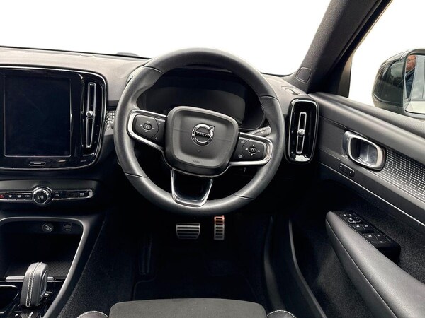 Used Volvo XC40 2022 for sale - 76305415: Photo 9