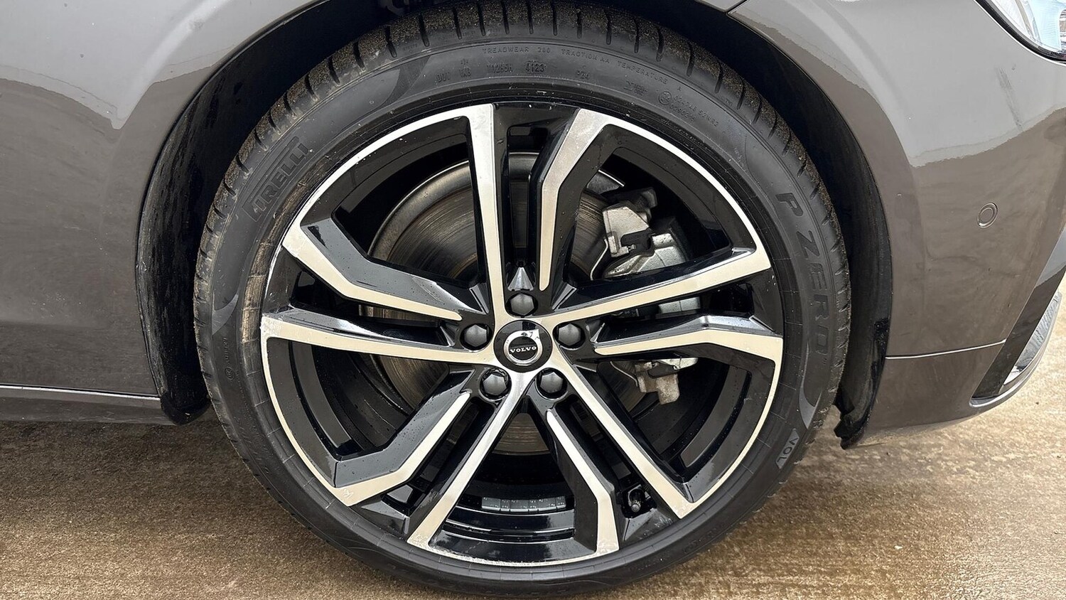 Used Volvo V90 2024 for sale - 76219233: Photo 6